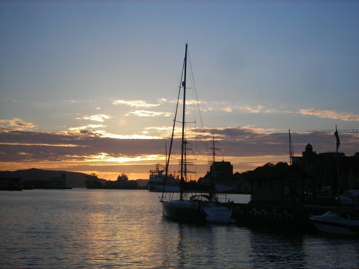 закат в порту Бергена